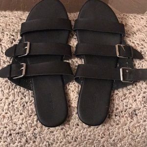 💥💥ON SALE💥💥 F21 black sandals